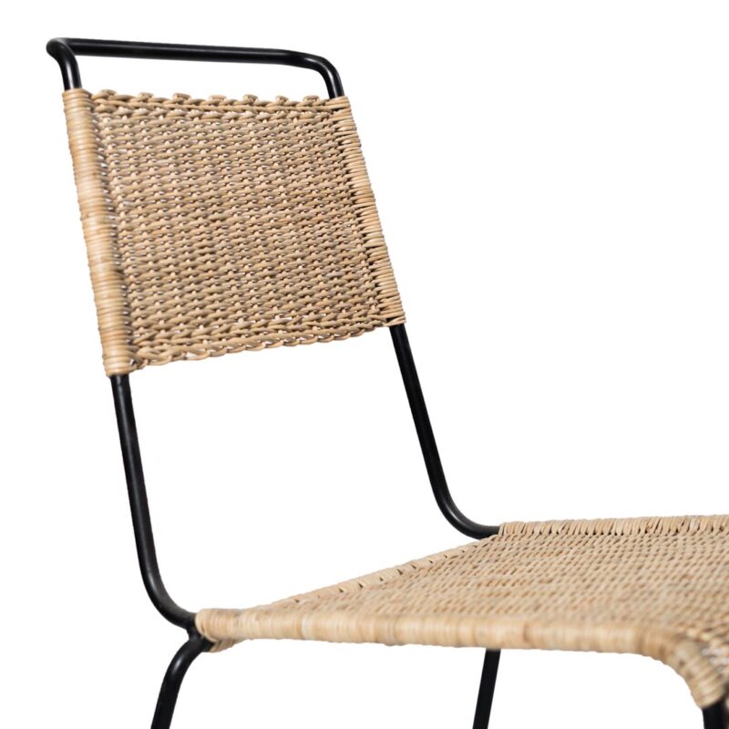 kursi-rotan-besi-minimalis-cafe-Kutai